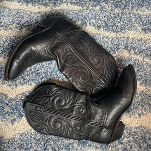 ❌SOLD❌Leather Black Cowboy Boots